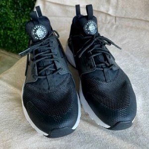 Nike AIR HUARACHE ULTRA